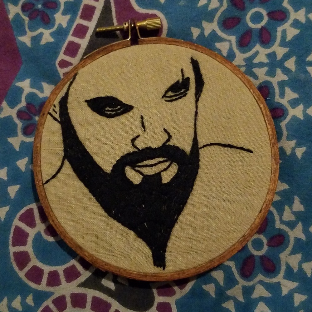 🌘 2/$8 Embroidered Khal Drogo Hoop